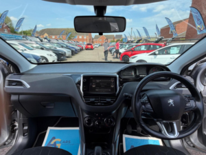 2016 Peugeot 2008 1.2 Puretech Active Euro 6 5dr in Grey — image 2
