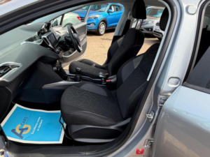 2016 Peugeot 2008 1.2 Puretech Active Euro 6 5dr in Grey — image 4