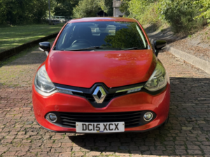 2015 Renault Clio 1.2 Dynamique Nav 1.2 16v 75 in Red — image 5