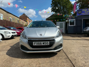 2016 Peugeot 208 1.2 Puretech Active Euro 6 3dr in Silver — image 2