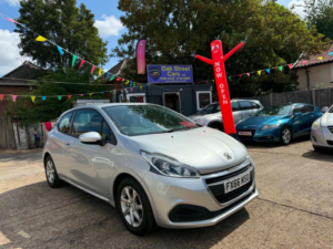 2016 Peugeot 208 1.2 Puretech Active Euro 6 3dr in Silver — image 3