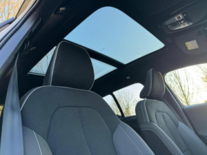 2024 Volvo Ex40 Twin Motor 82kwh Ultra Auto AWD 5dr in Green — image 3