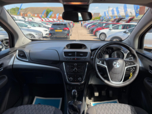 2016 Vauxhall Mokka 1.6i Exclusiv 2WD Euro 6 (s/s) 5dr in Black — image 2