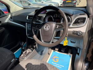 2016 Vauxhall Mokka 1.6i Exclusiv 2WD Euro 6 (s/s) 5dr in Black — image 3