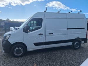 2023 Renault Master 2.3 Fwd Mm35 Dci 135 Business My22 Mwb L2h2 in White — image 4