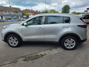 2017 Kia Sportage 1.6 Gdi 2 SUV 5dr Petrol Manual Euro 6 (s/s) (130 Bhp) in Silver — image 4