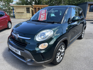 2014 Fiat 500l 1.6 500l Trekking 1.6 Multijet 105hp Trekking in Green — image 2