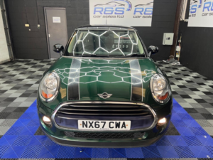 2017 MINI Hatch 1.5 Cooper 3-Door Hatch in Green — image 6