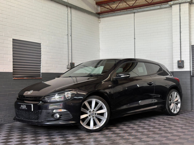 2014 Volkswagen Scirocco 2.0 Tdi Bluemotion Tech R-Line Hatchback 3dr Diesel Manual Euro 5 (s/s) (leather, Nav) (140 Ps) in Black — image 1