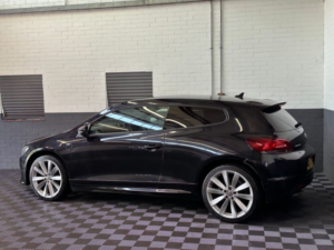 2014 Volkswagen Scirocco 2.0 Tdi Bluemotion Tech R-Line Hatchback 3dr Diesel Manual Euro 5 (s/s) (leather, Nav) (140 Ps) in Black — image 6