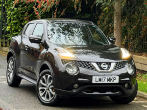 2017 Nissan Juke 1.6 Tekna SUV 5dr Petrol Xtron Euro 6 (117 Ps) in Black — image 2