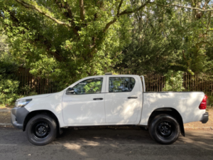 2017 Toyota Hilux 2.4 D-4d Active in White — image 6