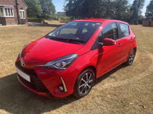 2019 Toyota Yaris 1.5 Vvt-I Icon Tech in Red — image 4