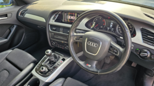 2011 Audi A4 2.0 Tdi S Line in Blue — image 5