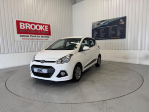 2016 Hyundai I10 1.2 Premium Euro 5 5dr in White — image 6