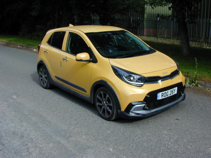 2024 Kia Picanto Ref 8812 -Kia Picanto 1.0 Dpi X-Line S Automatic - Just 9k! (rhd - Uk Car) in Yellow — image 1
