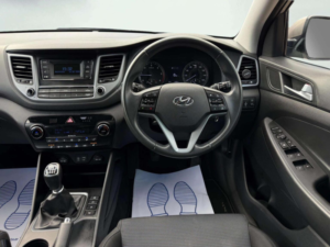 2016 Hyundai Tucson 1.7 Crdi Blue Drive Se Euro 6 (s/s) 5dr in White — image 3
