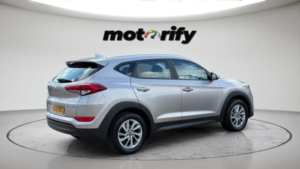 2016 Hyundai Tucson 1.7 Crdi Blue Drive Se Euro 6 (s/s) 5dr in White — image 5