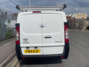 2014 Toyota Proace 2.0 1200 Hdi Fwd L2 H1 5dr in White — image 6