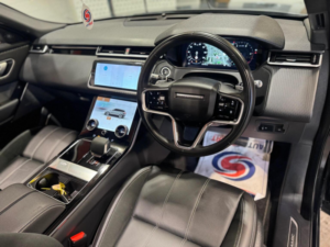 2022 Land Rover Range Rover Velar 2.0 D200 Mhev Edition Auto 4WD Euro 6 (s/s) 5dr in Black — image 2