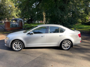 2014 Skoda Octavia 1.4 Tsi Elegance Euro 5 (s/s) 5dr in Silver — image 3