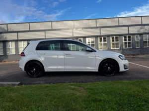 2016 Volkswagen Golf 2.0 Golf Gtd Semi-Auto 5dr in White — image 6