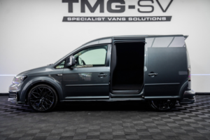 2020 Volkswagen Caddy 2.0 Tdi C20 Highline Panel Van 5dr Diesel Manual Swb Euro 6 (s/s) (102 Ps) in Grey — image 5