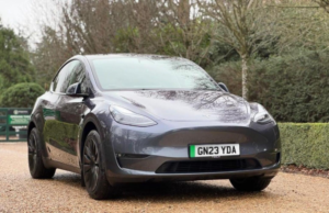 2023 Tesla Model Y (dual Motor) Long Range Auto 4wde 5dr in Grey — image 2