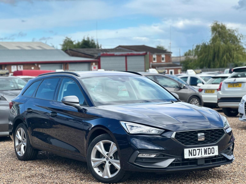 2022 SEAT Leon 1.4 Ehybrid 12.8kwh Fr DSG Euro 6 (s/s) 5dr in Blue — image 1
