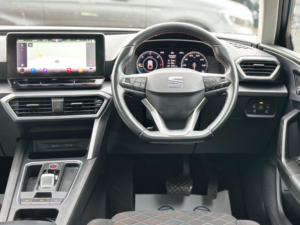 2022 SEAT Leon 1.4 Ehybrid 12.8kwh Fr DSG Euro 6 (s/s) 5dr in Blue — image 2