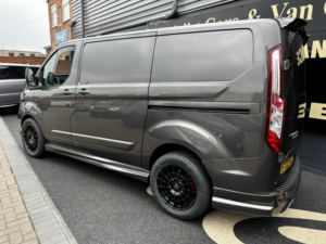 2021 Ford Transit Custom 2.0 Transit Custom Limited Van 280 L1 2.0l Ecoblue 130ps Fwd 6 Speed Manual in Black — image 4