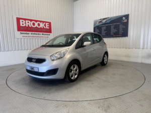 2012 Kia Venga 1.4 Crdi 2 Euro 5 5dr in Silver — image 6