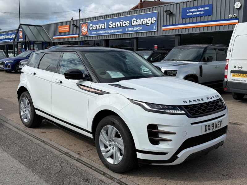 2019 Land Rover Range Rover Evoque 2.0 D150 R-Dynamic S Auto 4WD Euro 6 (s/s) 5dr in White — image 1