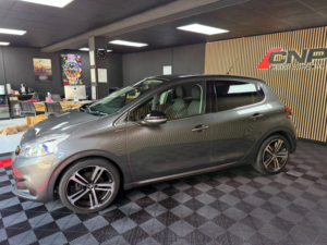 2019 Peugeot 208 1.5 Bluehdi Gt Line Hatchback 5dr Diesel Manual Euro 6 (s/s) (100 Ps) in Grey — image 6