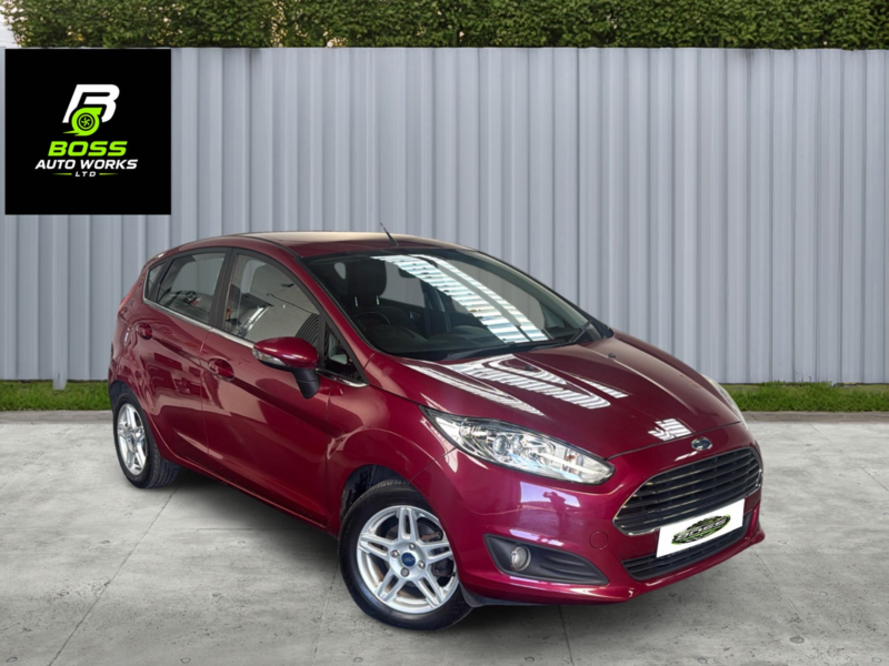 2013 Ford Fiesta 1.0 T Ecoboost Zetec in Red — image 1