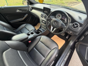 2015 Mercedes-Benz A Class 1.5 A180 Cdi Sport Edition 7g-Dct Euro 5 (s/s) 5dr in Purple — image 2