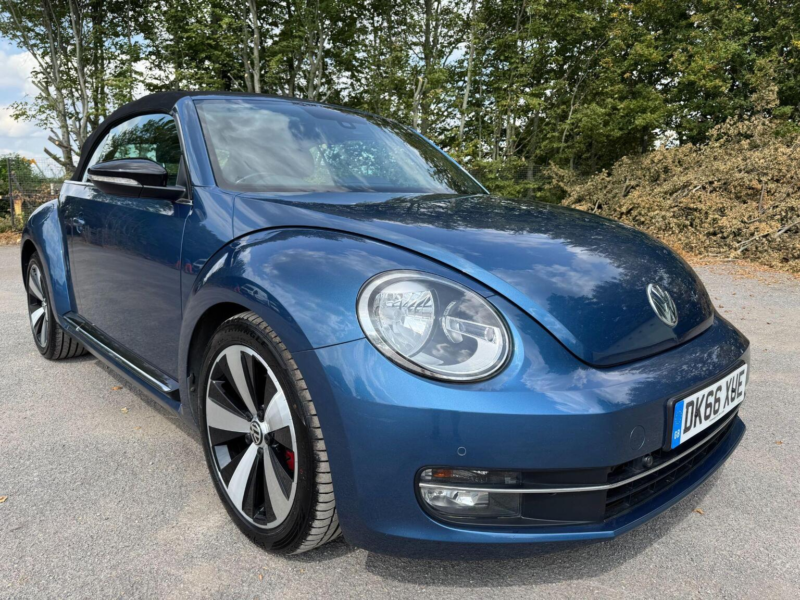 2016 Volkswagen Beetle 2.0 Tsi Bluemotion Tech Sport Cabriolet Euro 6 (s/s) 2dr in Blue — image 1