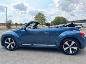 2016 Volkswagen Beetle 2.0 Tsi Bluemotion Tech Sport Cabriolet Euro 6 (s/s) 2dr in Blue — image 3