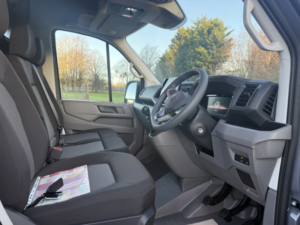 2026 Volkswagen Crafter 2.0 Tdi Cr35 Commerce Plus in Grey — image 3