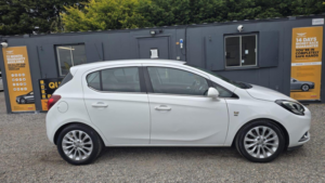 2015 Vauxhall Corsa 1.4i Se Auto Euro 6 5dr in White — image 6