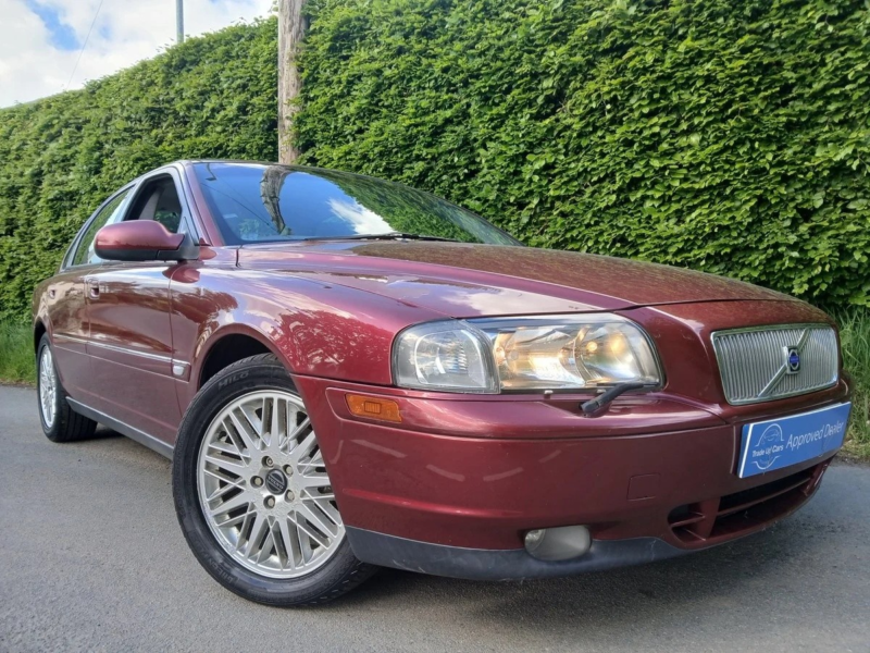 2002 Volvo S80 2.4 D5 Se Saloon 4dr Diesel Automatic (207 G/km, 163 Bhp) in Red — image 1