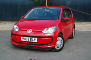 2012 Volkswagen Up 1.0 Move Up! Auto in Red — image 3