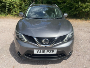 2016 Nissan Qashqai 1.6 Dci Tekna 4WD Euro 6 (s/s) 5dr in Grey — image 6
