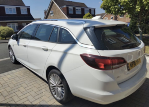 2018 Vauxhall Astra 1.4 I Turbo Elite Nav in White — image 6