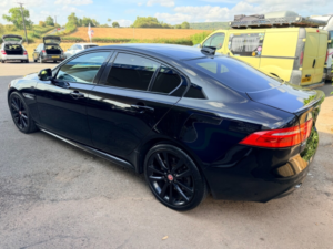 2018 Jaguar Xe 2.0i Gpf R-Sport Saloon 4dr Petrol Auto Euro 6 (s/s) (200 Ps) in Black — image 4