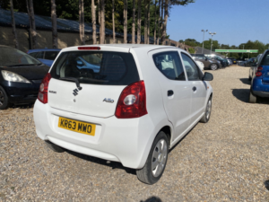 2013 Suzuki Alto 1.0 12v Sz in White — image 3