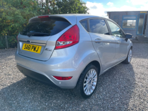 2011 Ford Fiesta 1.4 Titanium Hatchback 5dr Petrol Automatic (154 G/km, 94 Bhp) in Silver — image 3