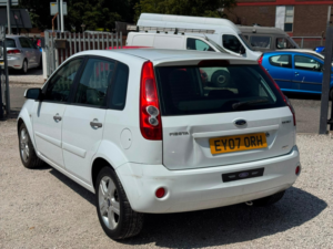 2007 Ford Fiesta 1.4 Td Zetec Climate 5dr in White — image 4