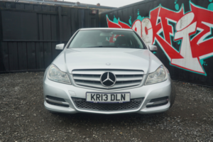 2013 Mercedes-Benz C Class 2.1 C220 Cdi Blueefficiency Executive Se Saloon 4dr Diesel G-Tronic+ Euro 5 (s/s) (170 Ps) in Silver — image 4