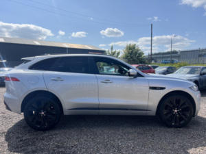 2017 Jaguar F-Pace 2.0 D180 R-Sport in Silver — image 5